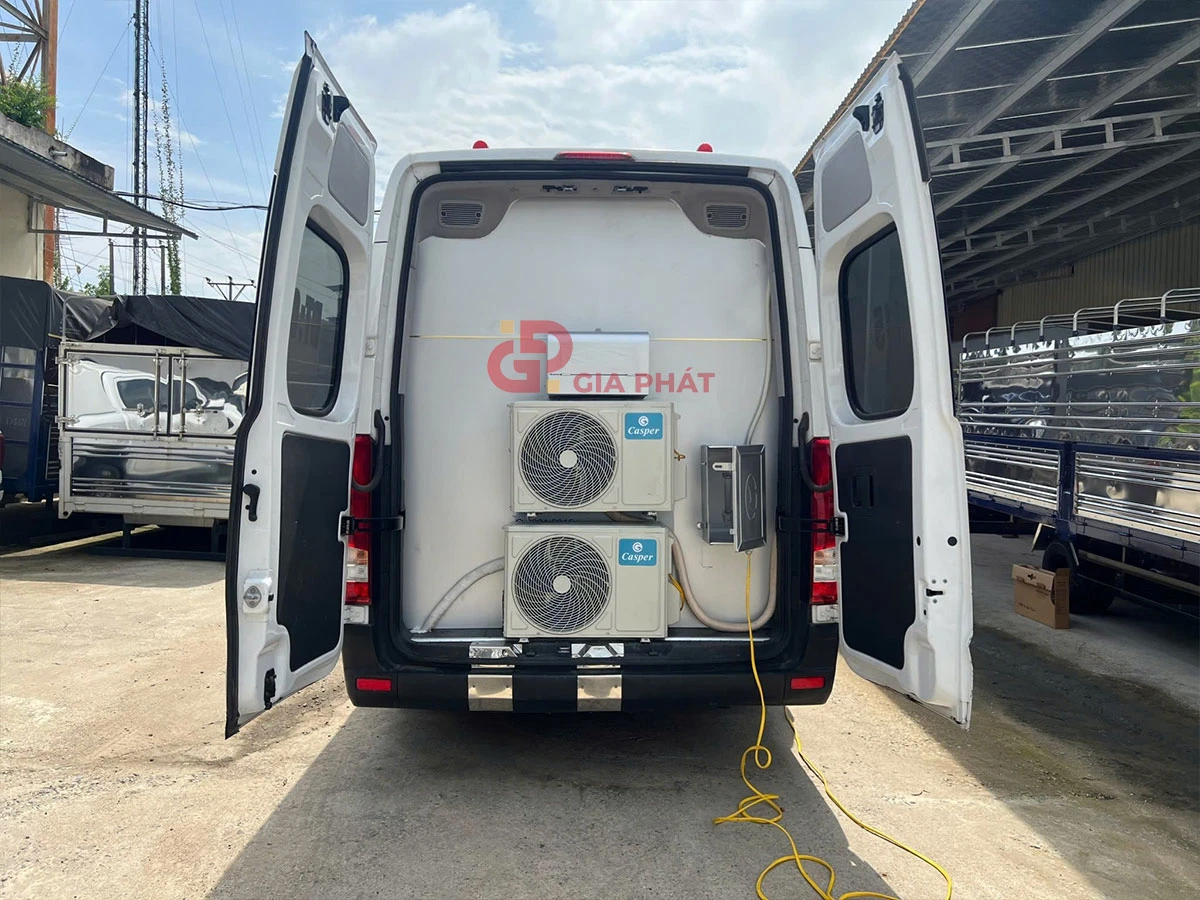 Xe chụp X-Quang Lưu động Hyundai trên xe cơ sở Solati16 chỗ