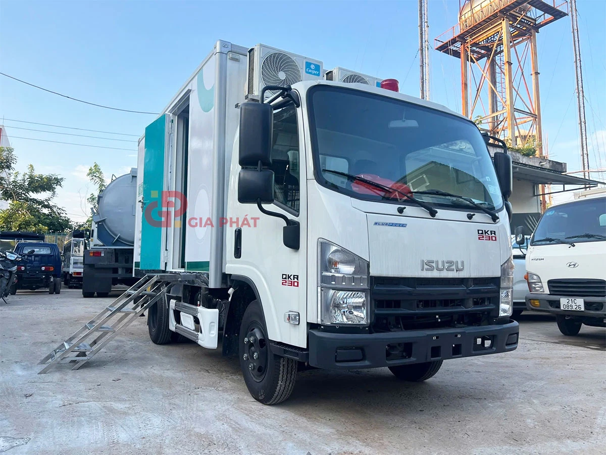 Xe X-Quang lưu động Isuzu QKR 230